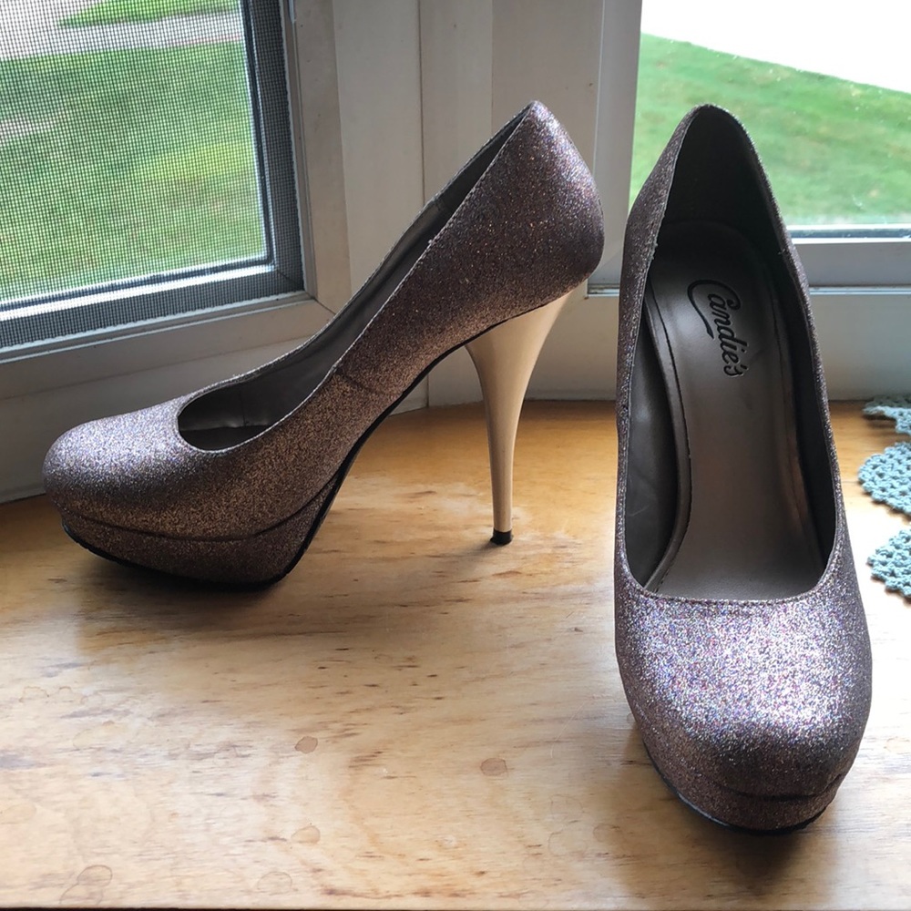 Size 9 Smokey rose gold platform heel